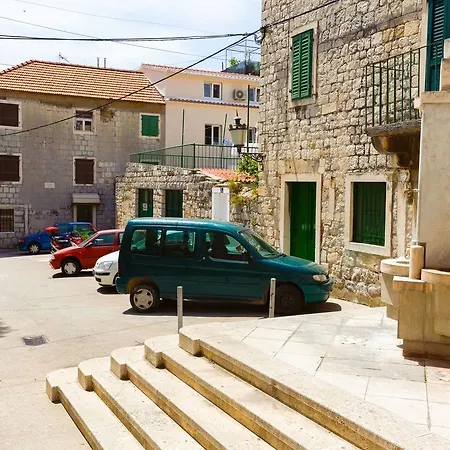 Stylish Apartment In Split Croatia Near Beach *